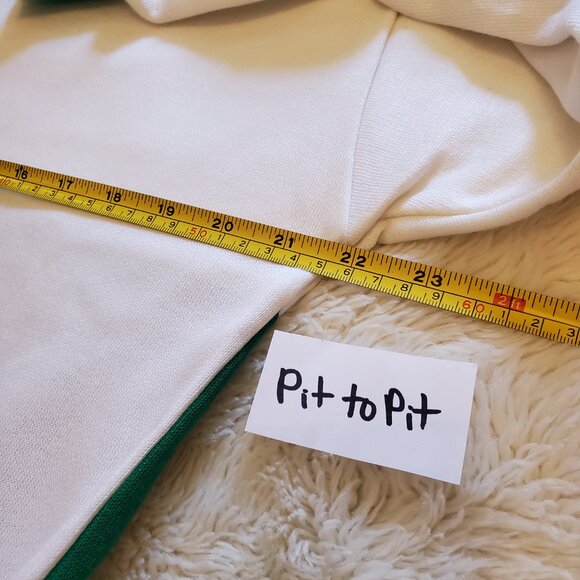 Vintage Canada Sweat Shirts, Moose, Polar Bears, Coat of Arms Emblem CANADA - Picture 12 of 12